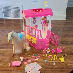 Barbie Feeding Fun Stable + Nibbles Pony Set – Complete with Accessories!